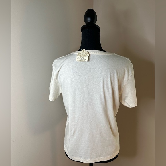 Def Leppard Graphic T-Shirt - Picture 2 of 3